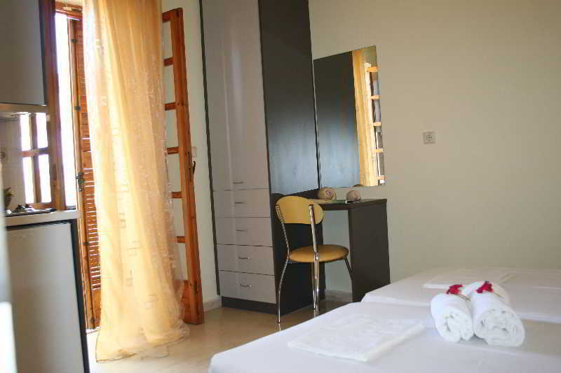 Nikas Rooms & Apartments Stoúpa Extérieur photo
